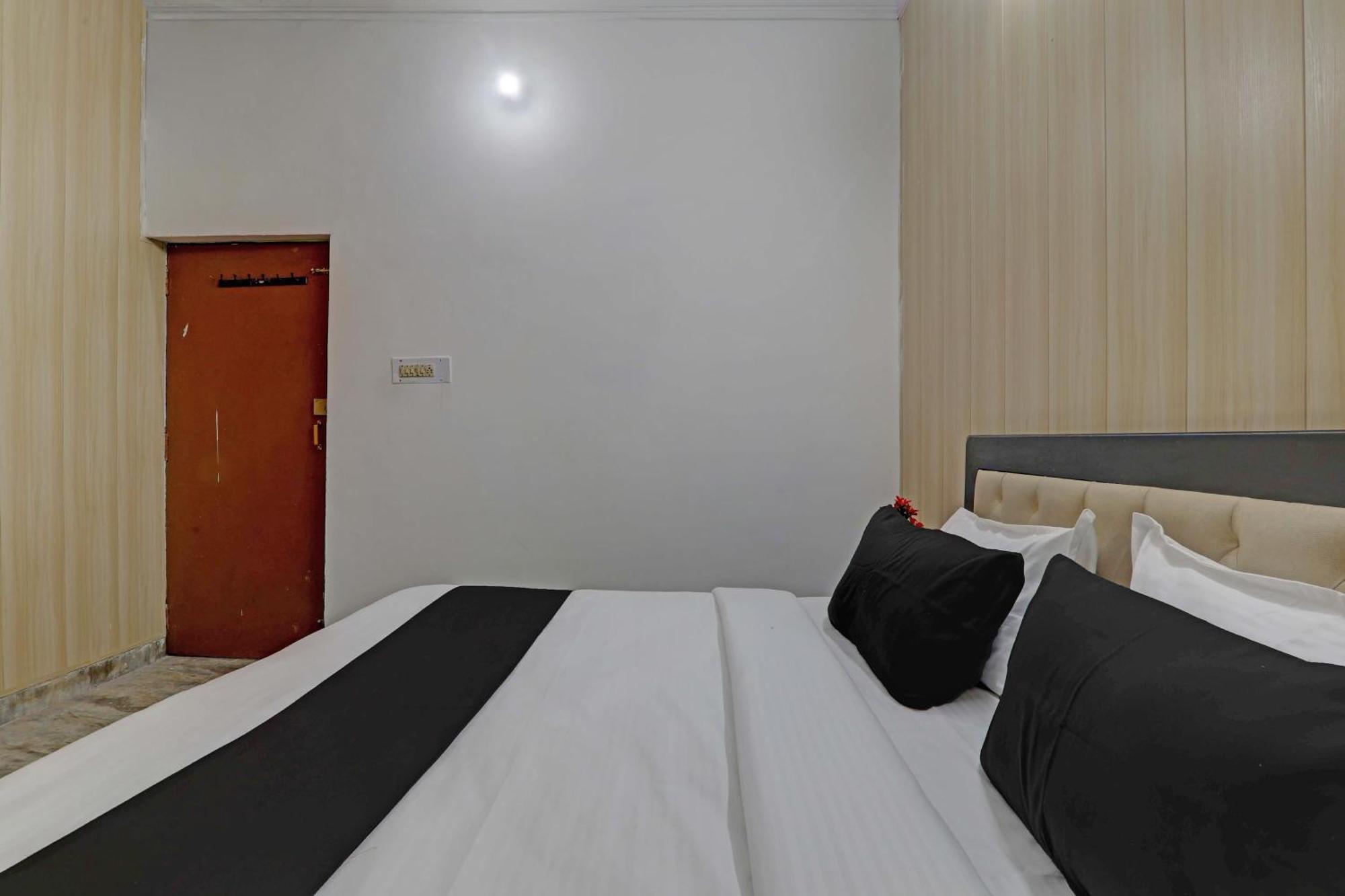 Hotel O Dripp Stay Inn Lakhnaú Exteriér fotografie