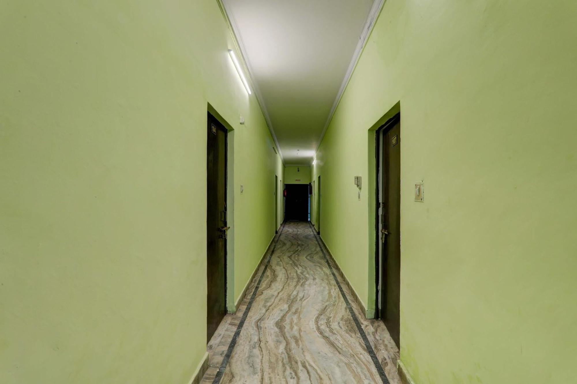 Hotel O Dripp Stay Inn Lakhnaú Exteriér fotografie